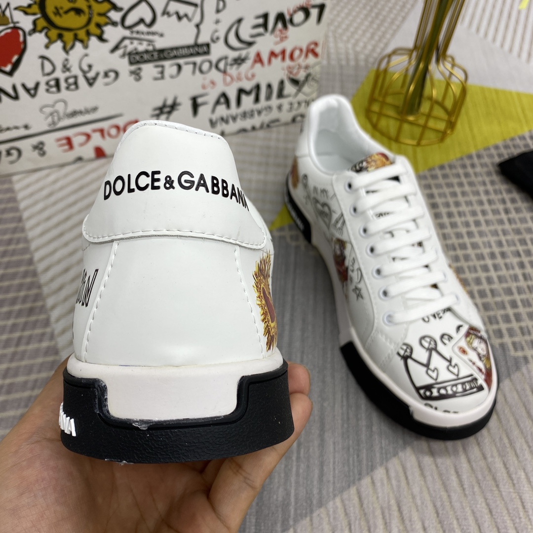 Dolce & Gabbana Low Tops Sneakers 99 - vstockx