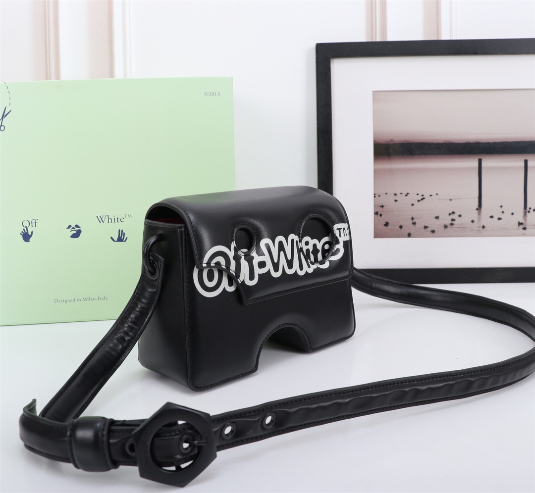 handbags OFF-White 579  6885970  size:22*16*8cm - vstockx