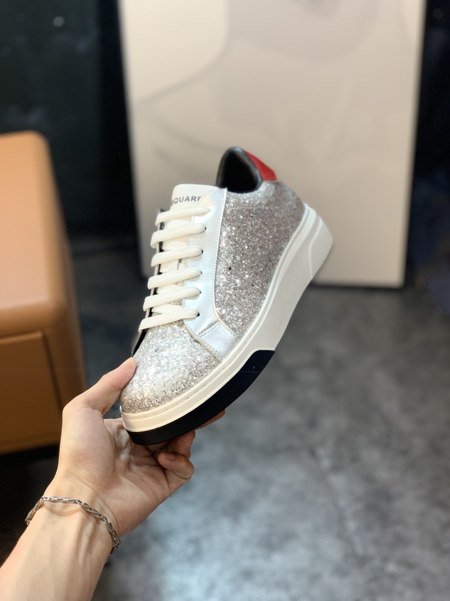 DSQUARED2 sneaker 17 - vstockx