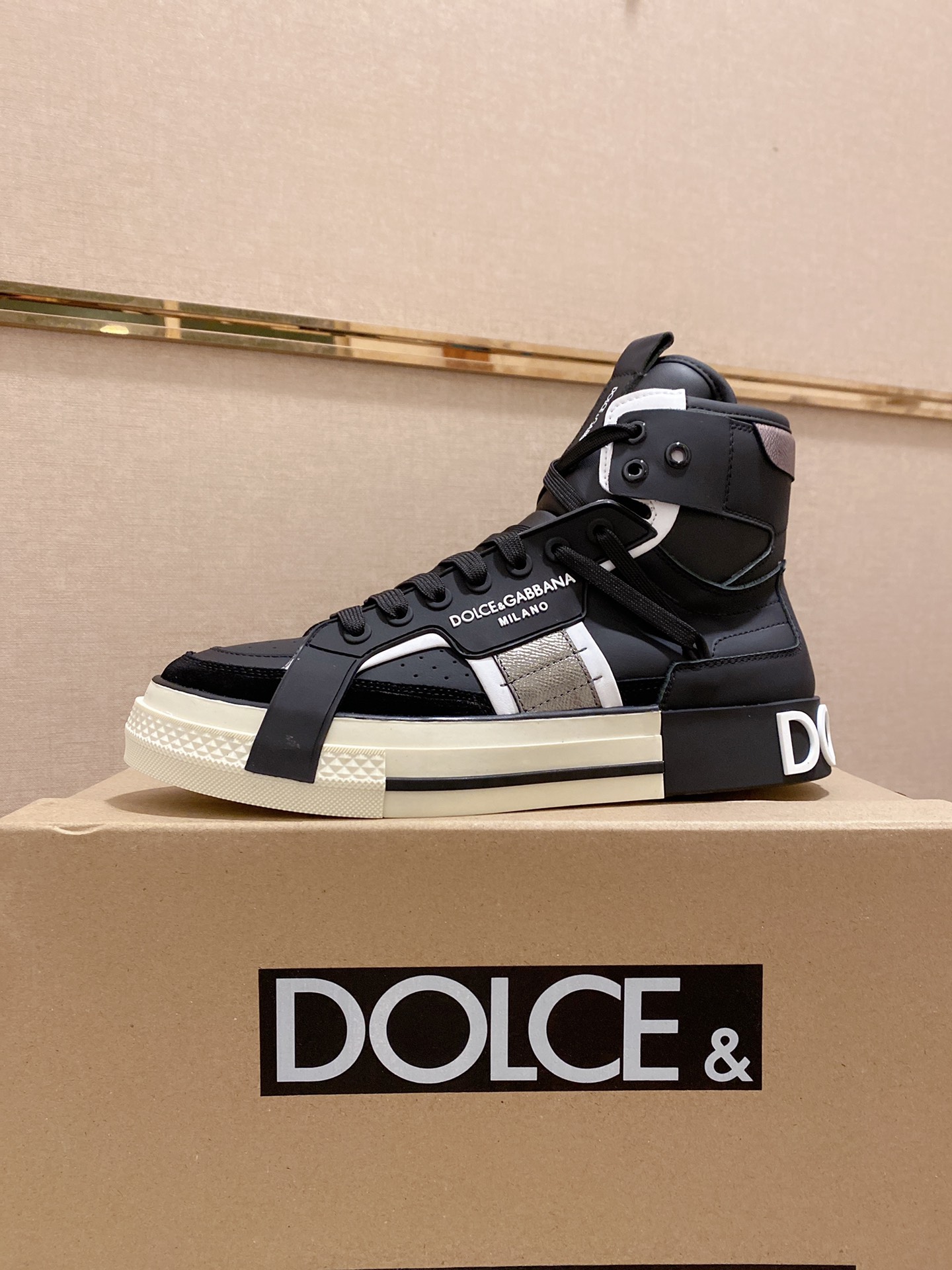 Dolce & Gabbana High-Tops chunky sneakers 17 - vstockx