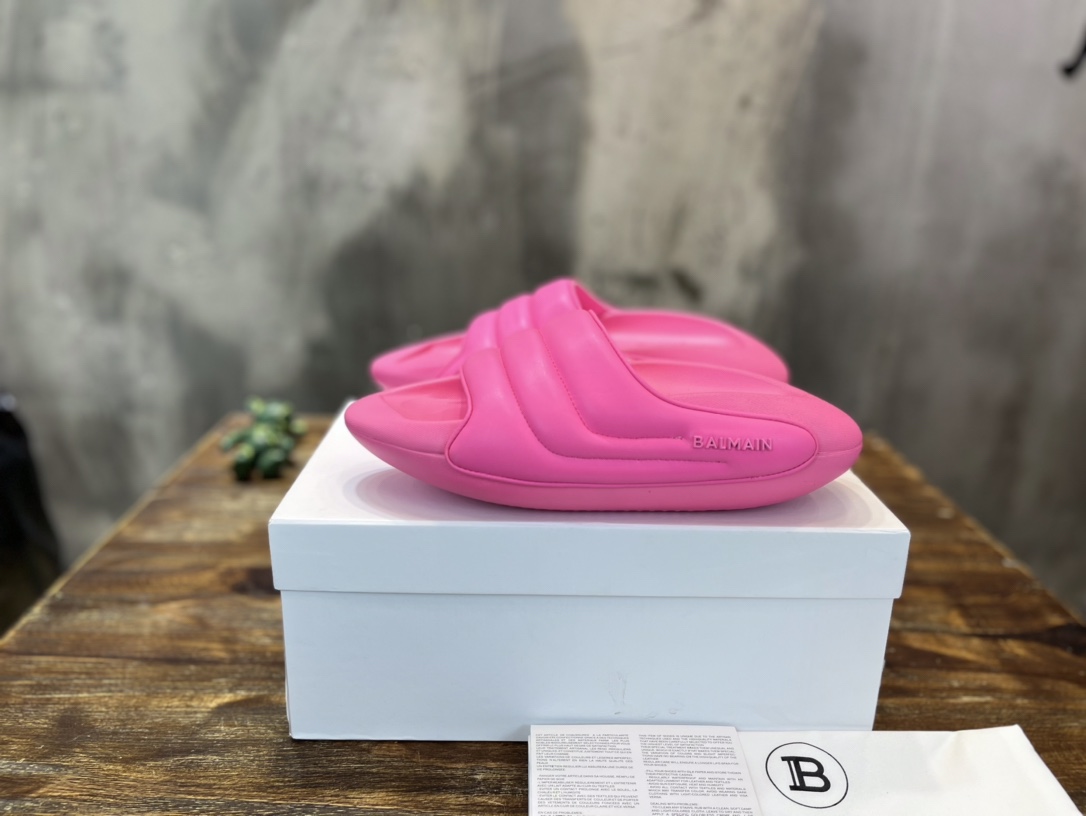 Balmain Quilted leather B-IT mules 6 - vstockx