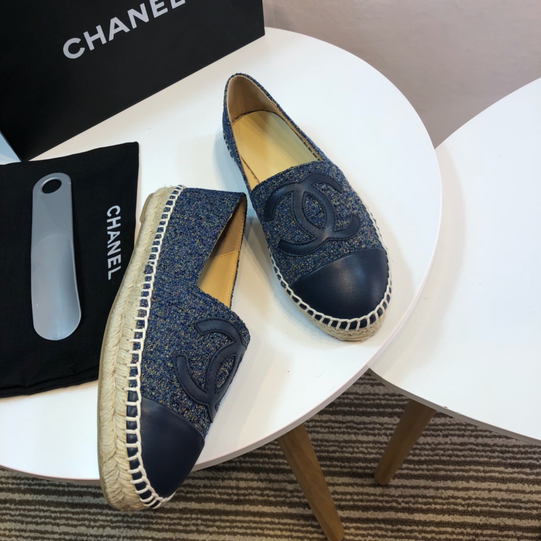 Chanel Loafers 35 - vstockx