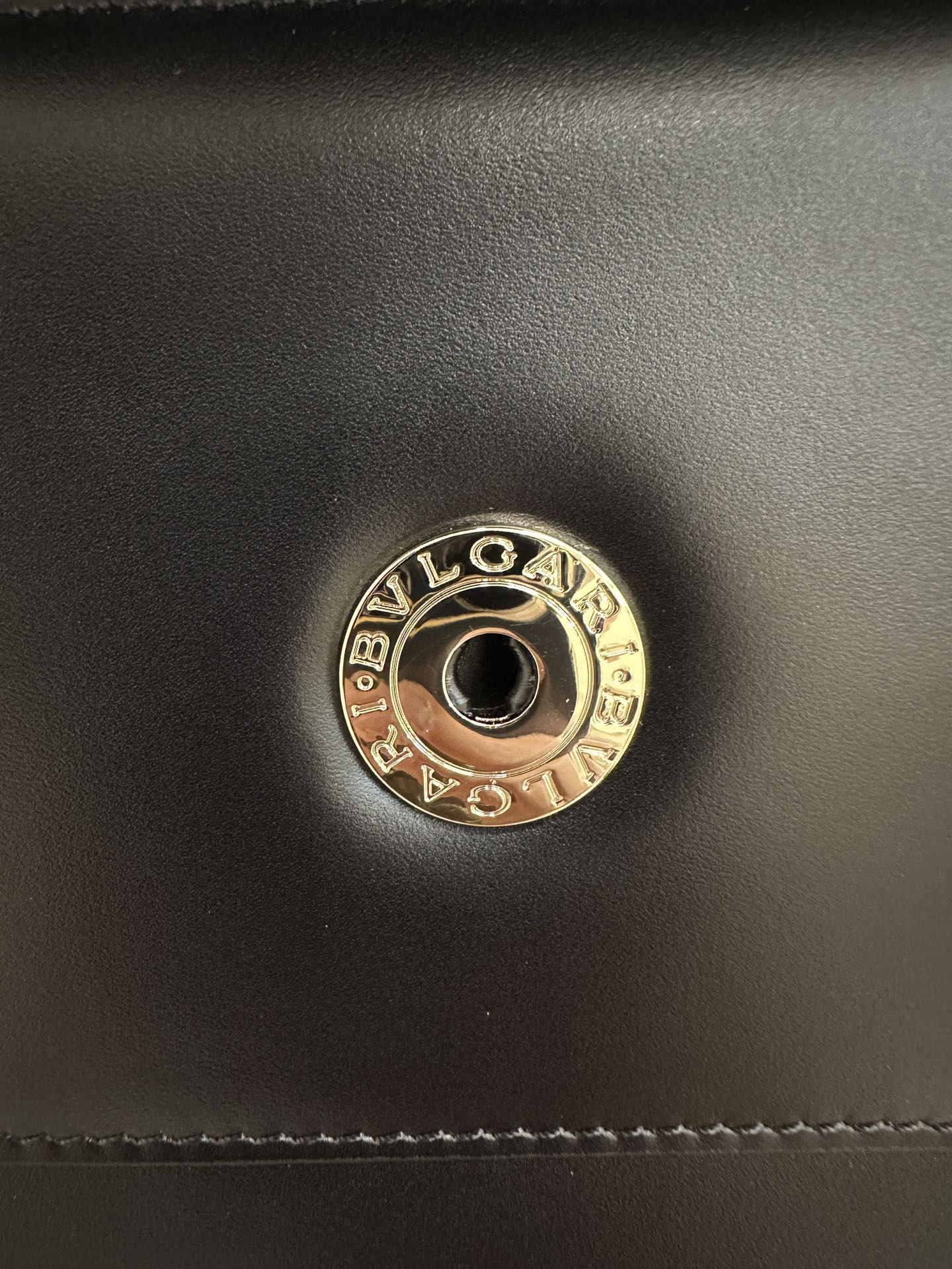 Handbags Bvlgari 35107 size:20*15*5 cm - vstockx