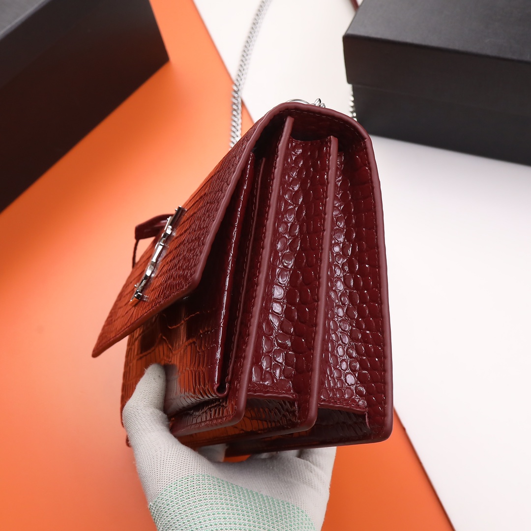 Handbags SAINT LAURENT 442906 size 22x8x16 cm - vstockx