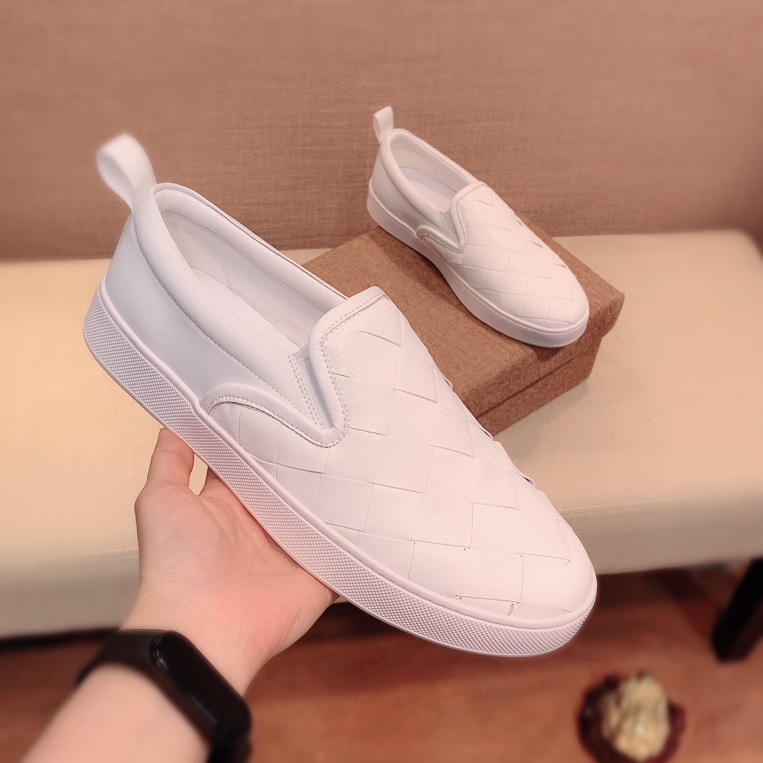 Bottega Veneta Intrecciato Leather Loafers 5 - vstockx