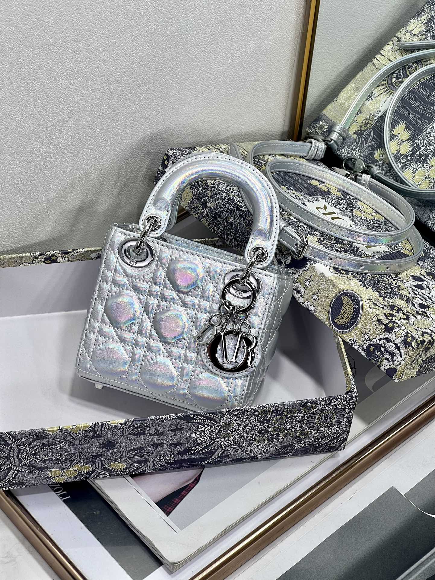 Handbags Dior 6601 size:24cm - vstockx