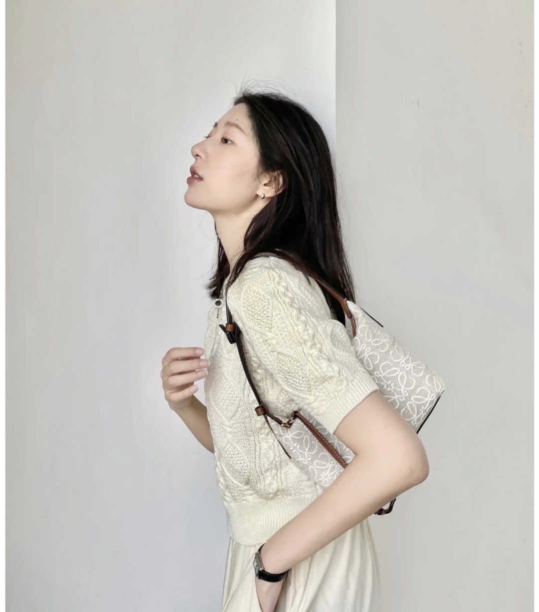 Handbags LOEWE  size:21-12-12.5 cm - vstockx