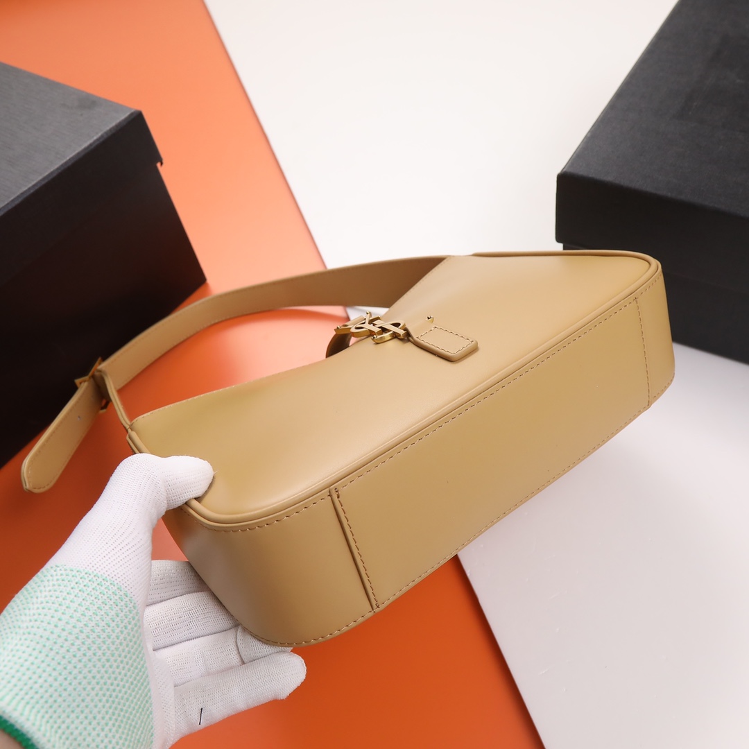 Handbags SAINT LAURENT 657228 size 25X14X6 cm - vstockx