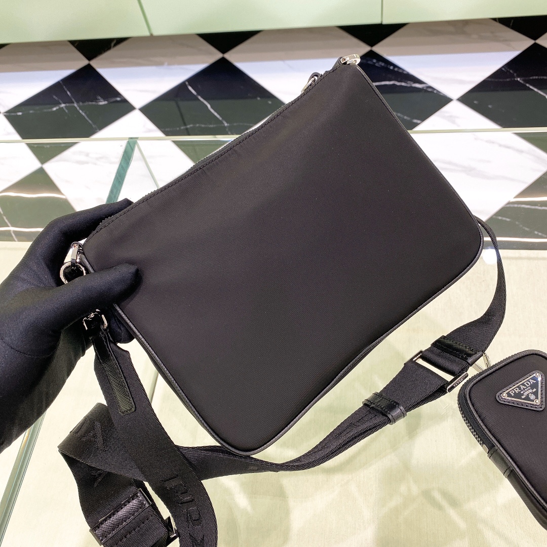 handbags prada 2VH113 24*18.5*6 - vstockx
