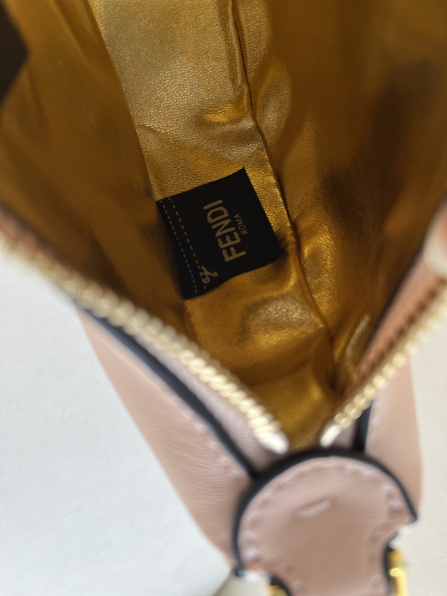 handbags FENDI 206 size:16.5*14*5cm - vstockx