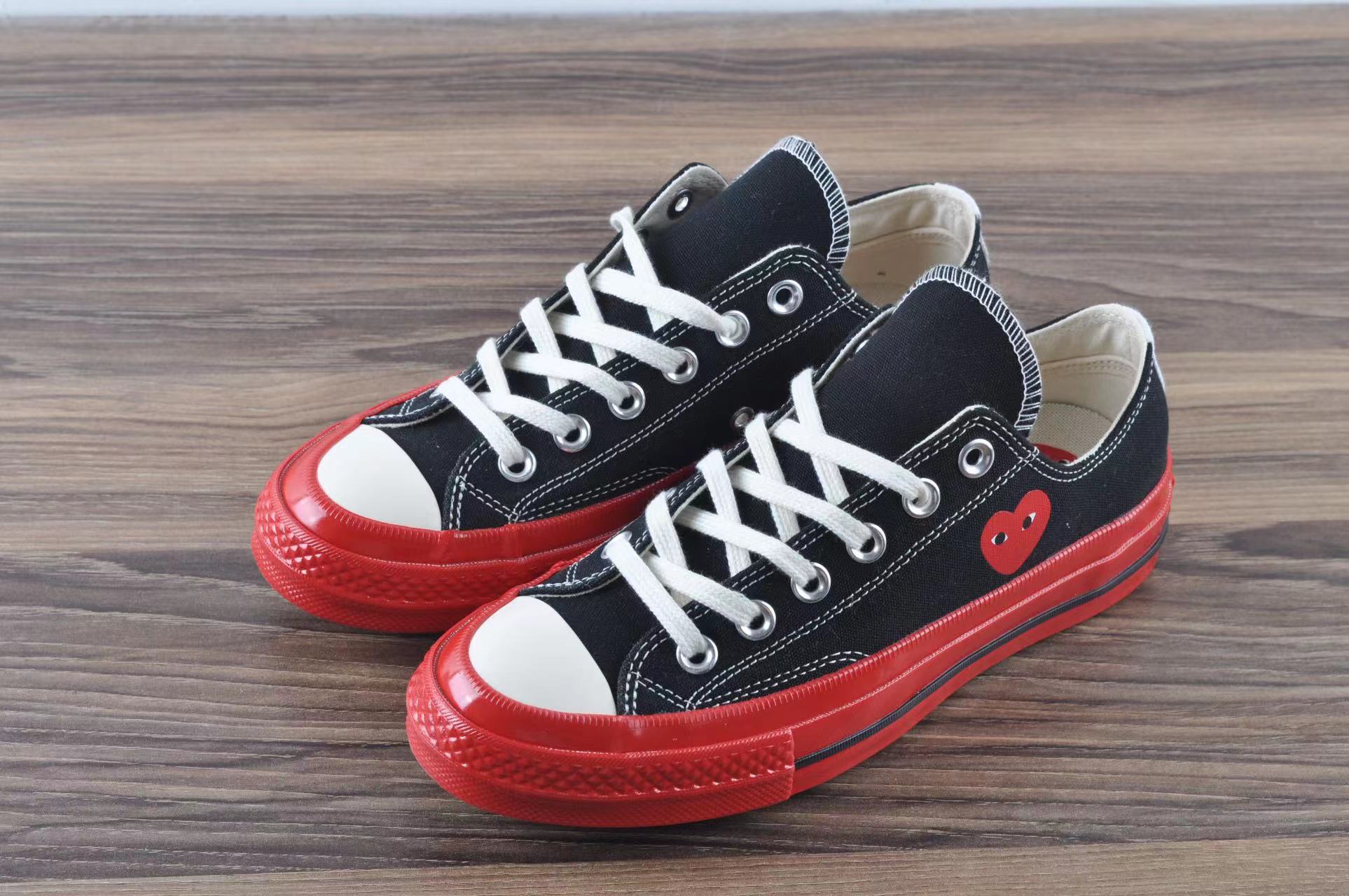 Converse Chuck Taylor All-Star 70 Ox Comme des Garcons PLAY Black Red Midsole - vstockx