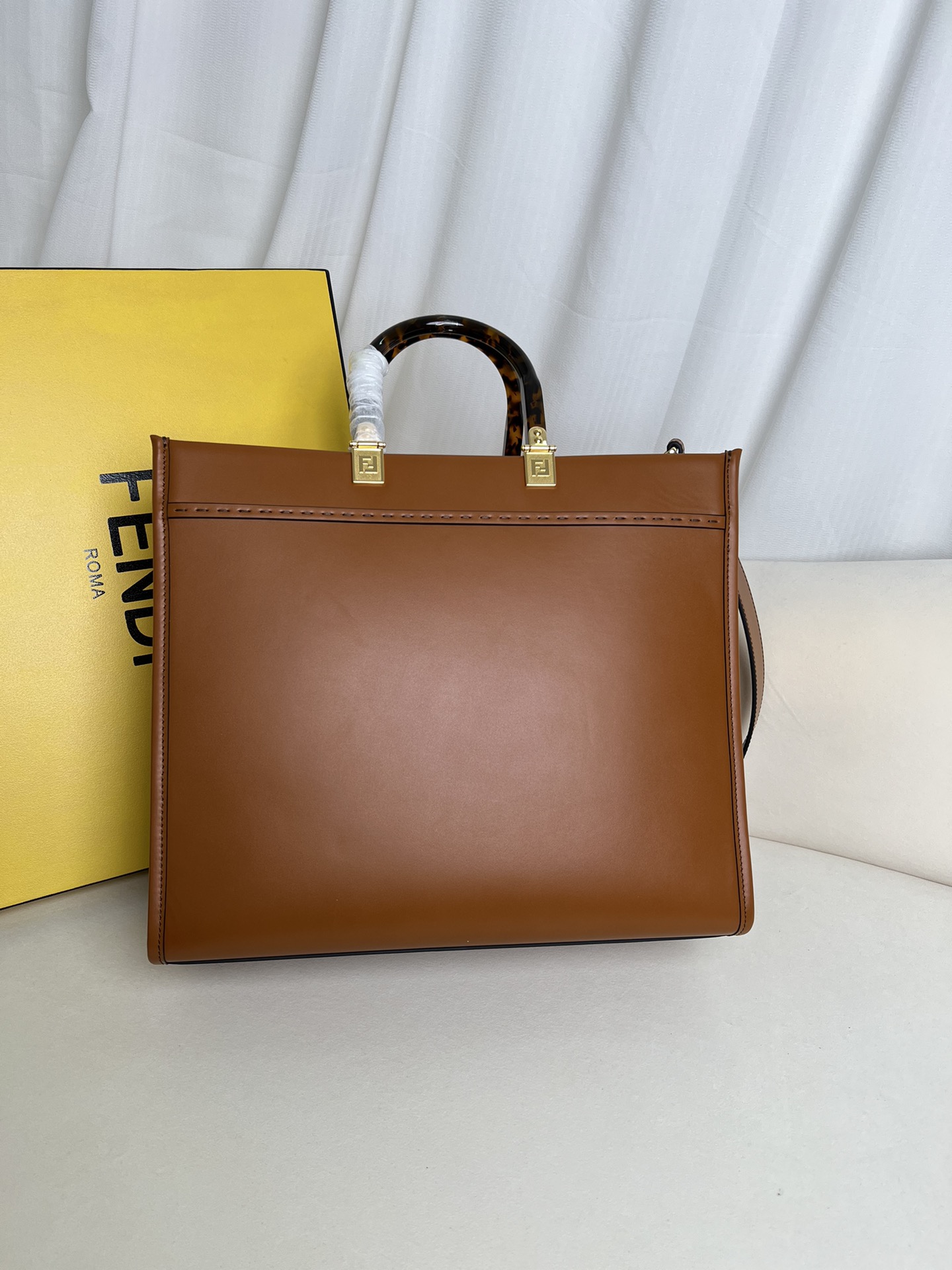 handbags FENDI 877 size:17*35*31 - vstockx