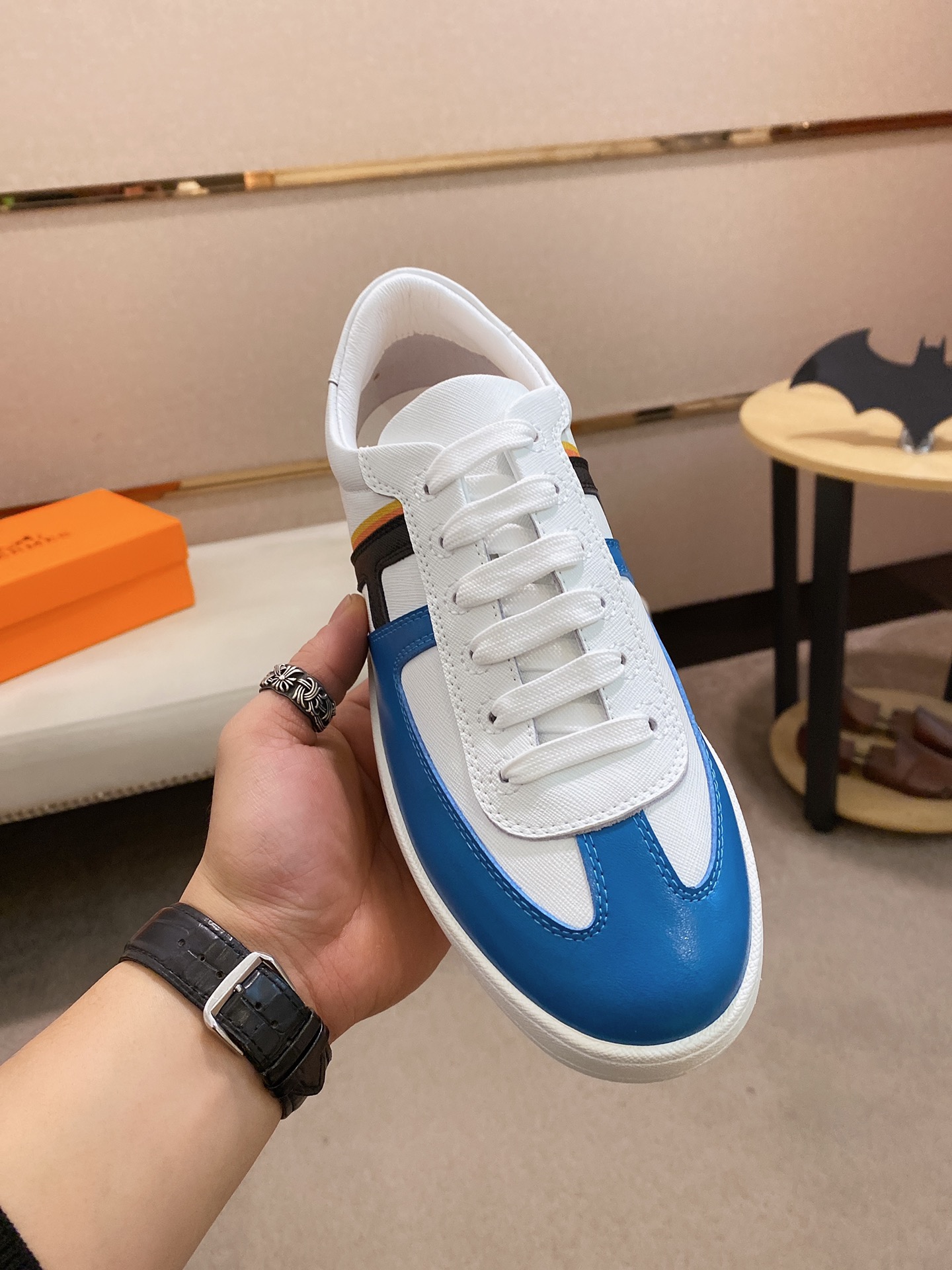 Hermes Boomerang sneaker 1 - vstockx