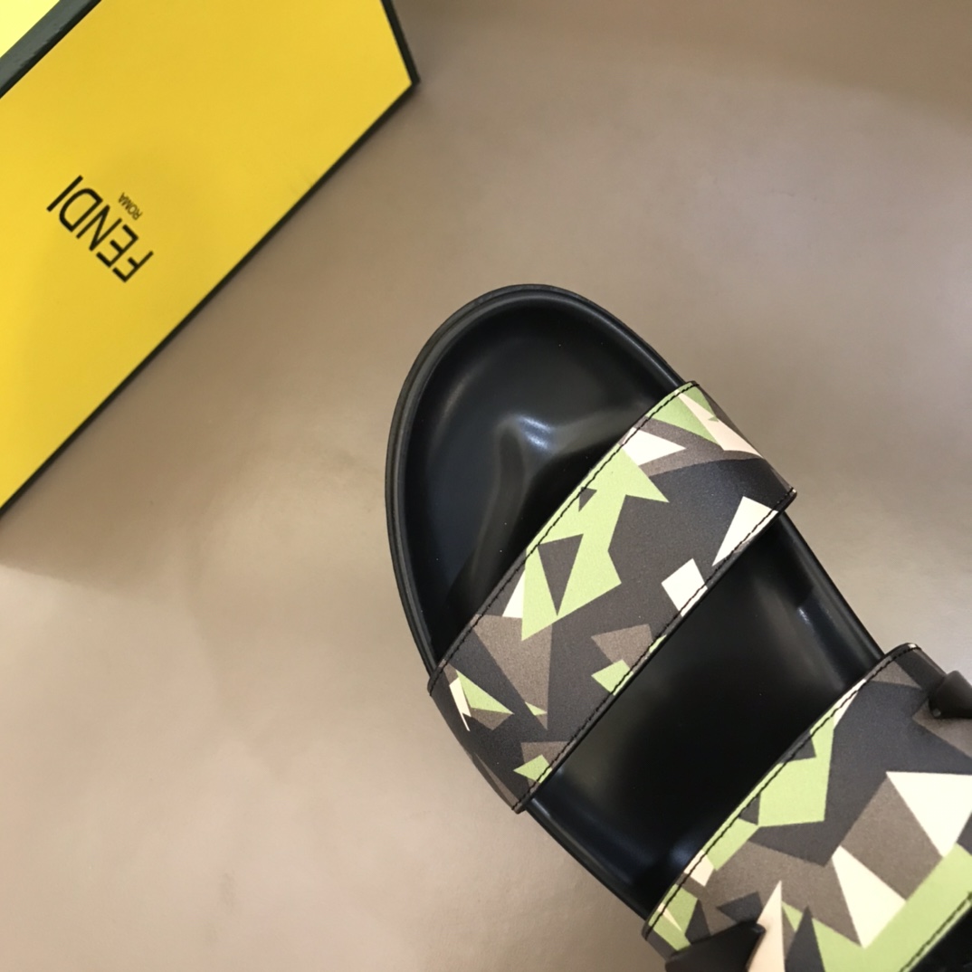 Fendi Slides 23 - vstockx