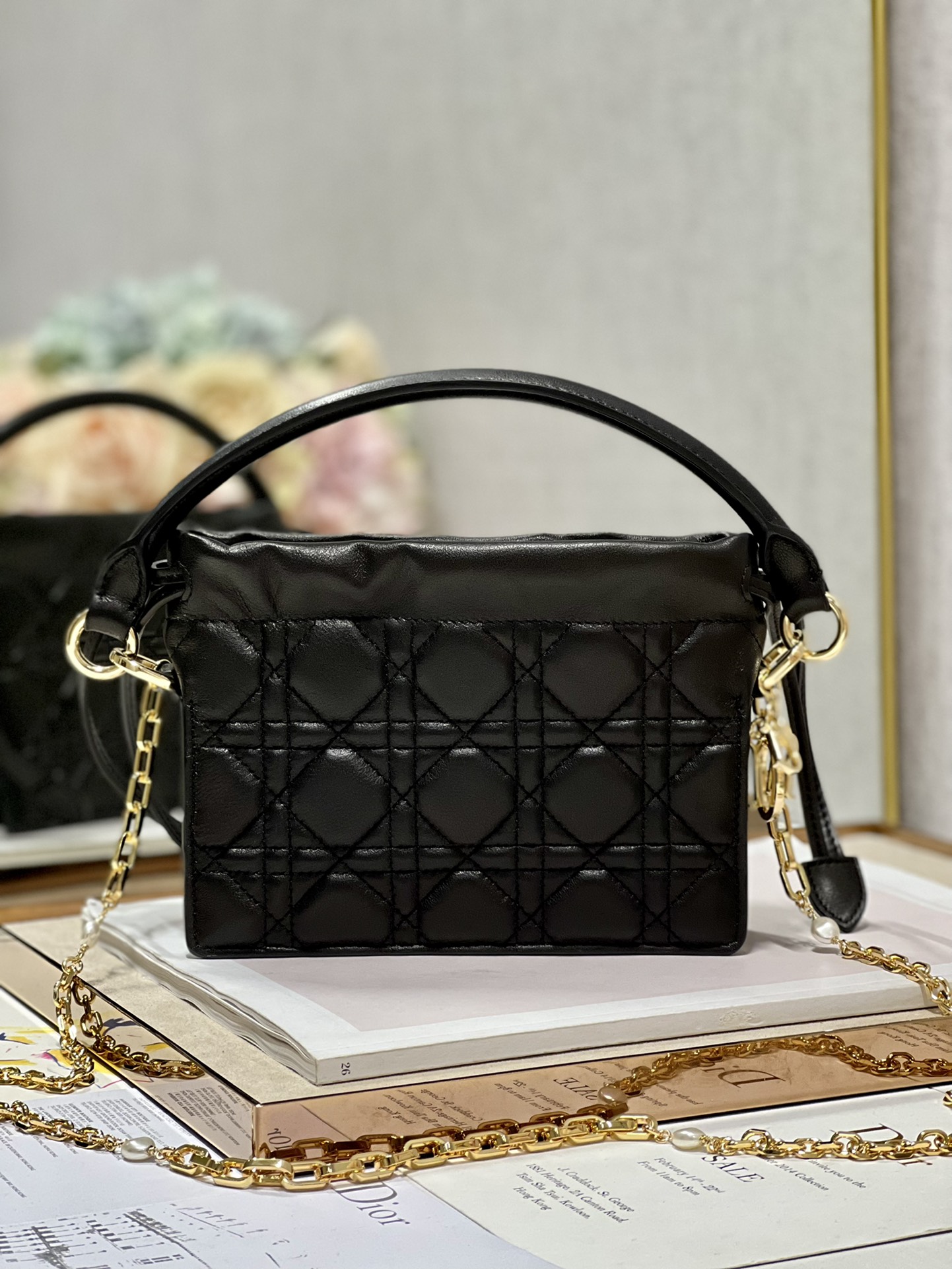Handbag Dior 0981 size 19 x 13 x 5 cm - vstockx