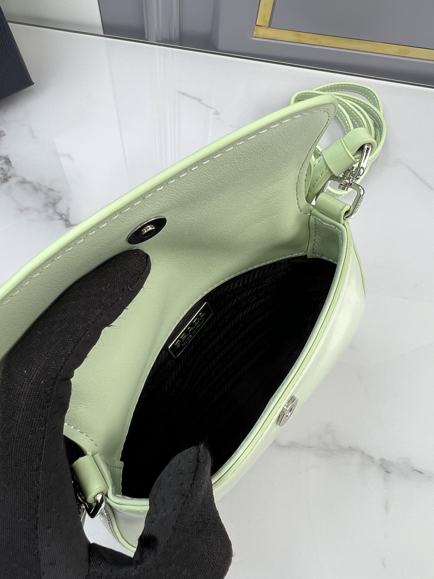 handbags prada 1BH188 17*14.5*7 - vstockx