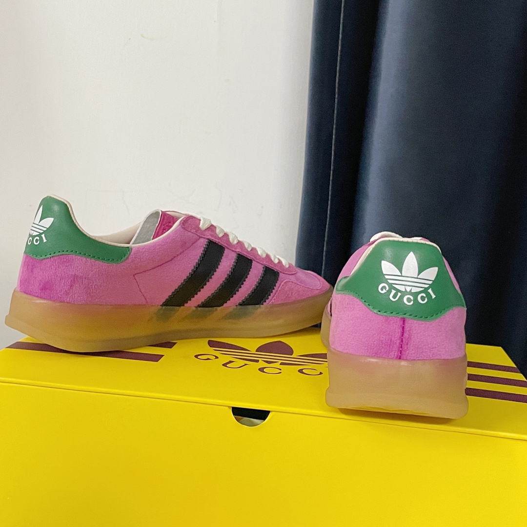 adidas x Gucci Gazelle Sneaker 6 - vstockx