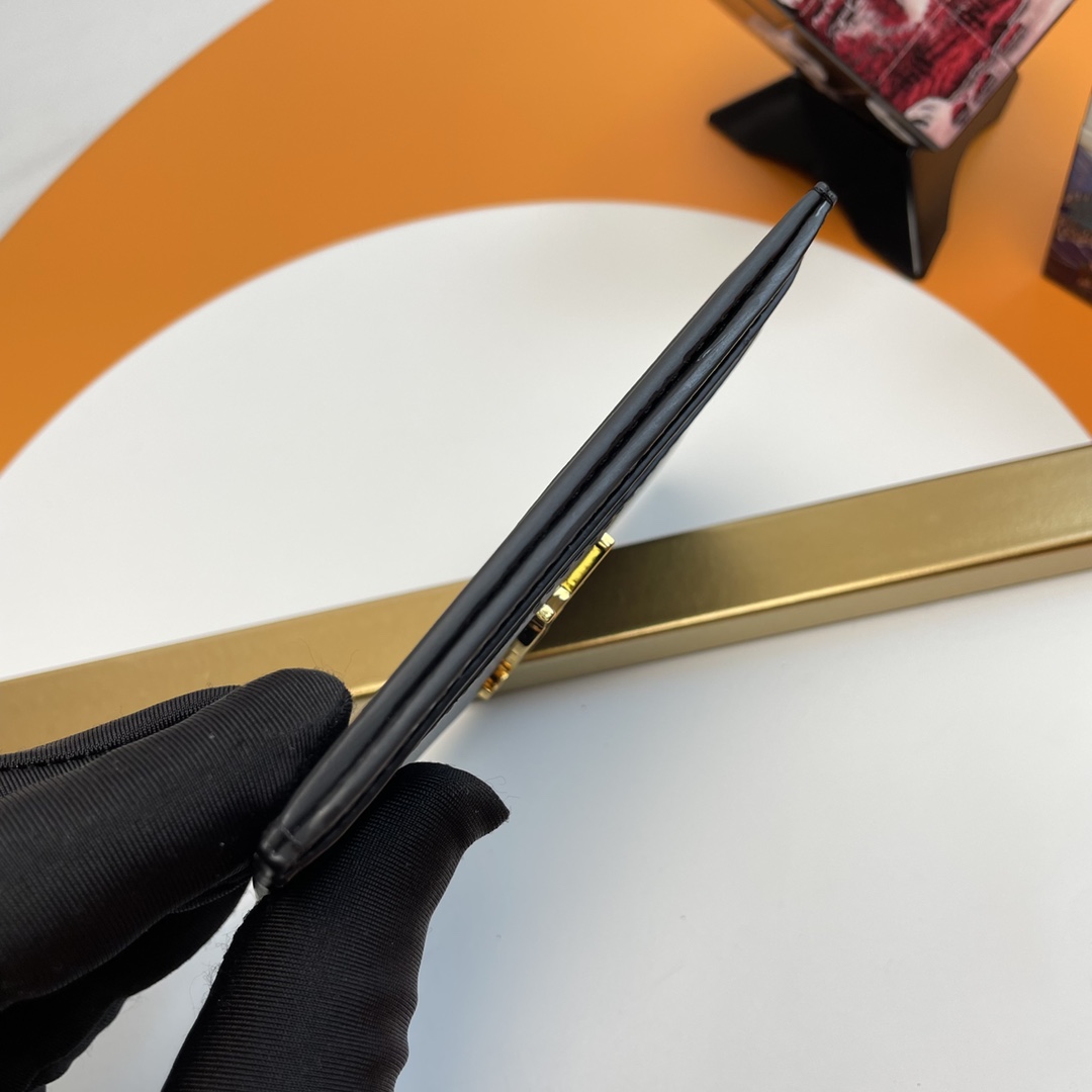 Handbags SAINT LAURENT 423291 size 10x7.5x0.5 cm - vstockx