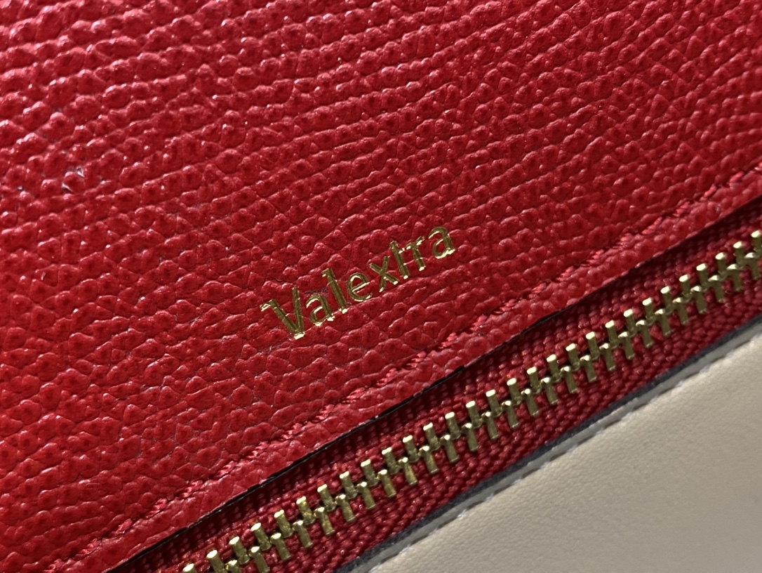 Handbag VALEXTRA size ** - vstockx