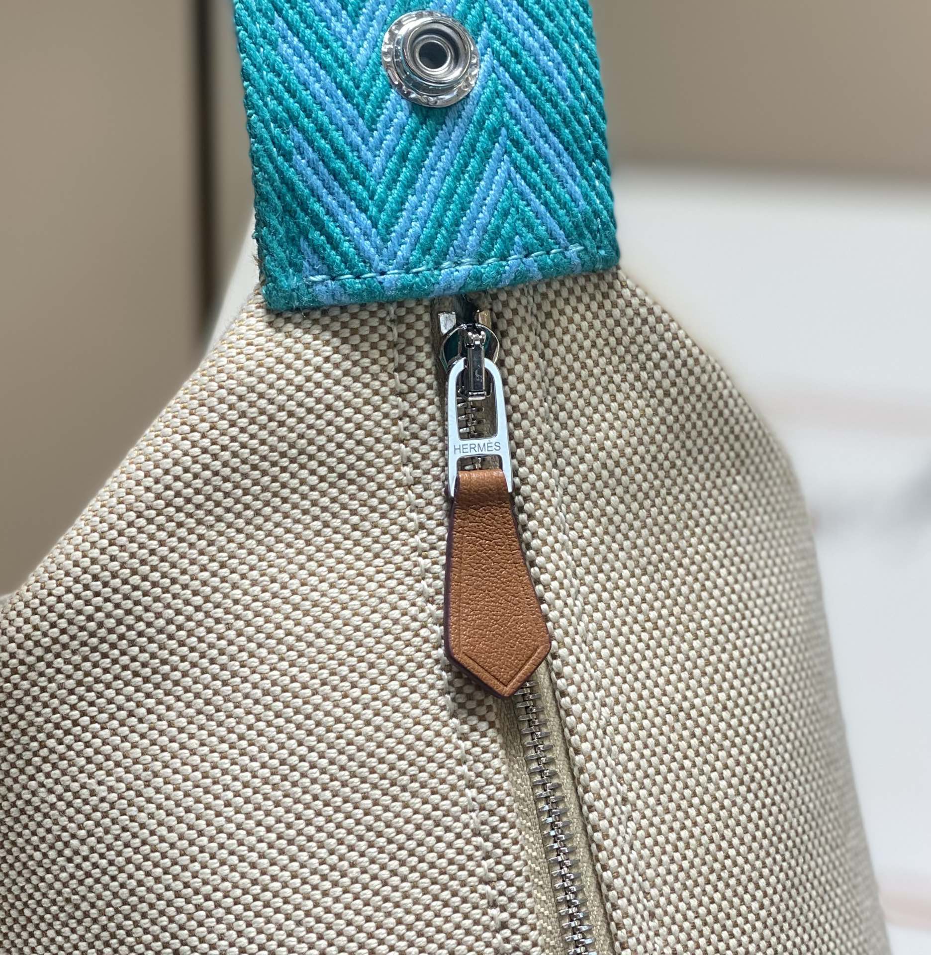 Handbags Hermes  -- size:25*21*14 cm - vstockx