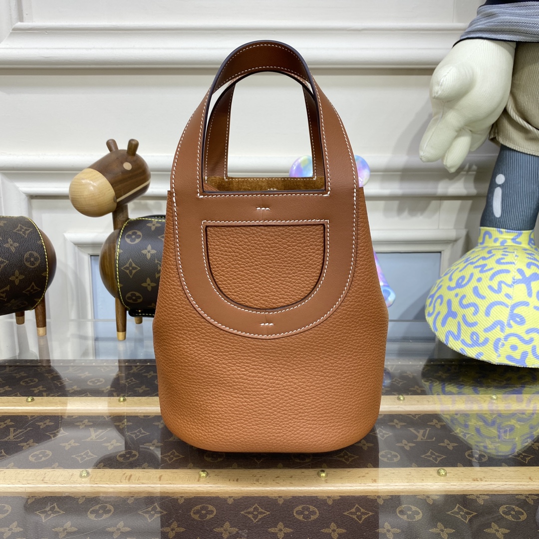 Handbags Hermes picotin size :18x2.5 x22 cm - vstockx