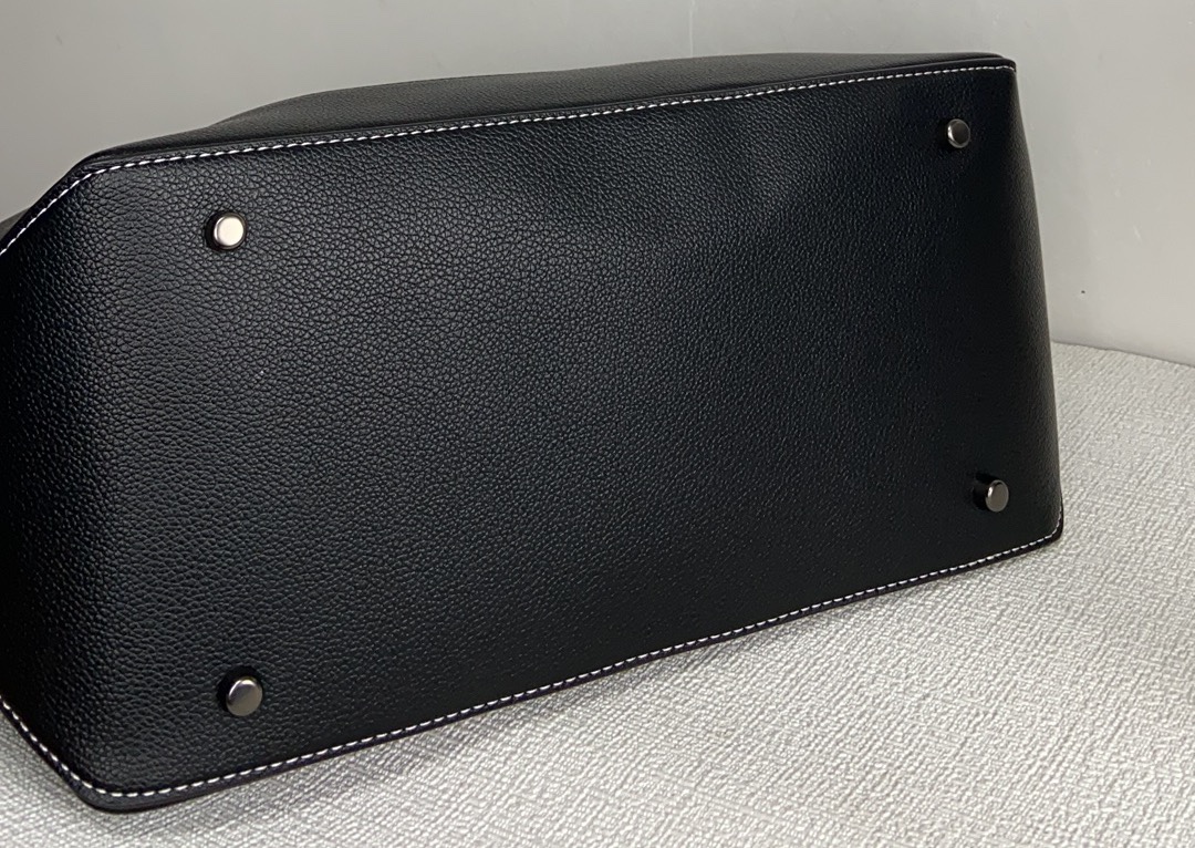 Handbags Coach C9726 size:34*41*11 - vstockx