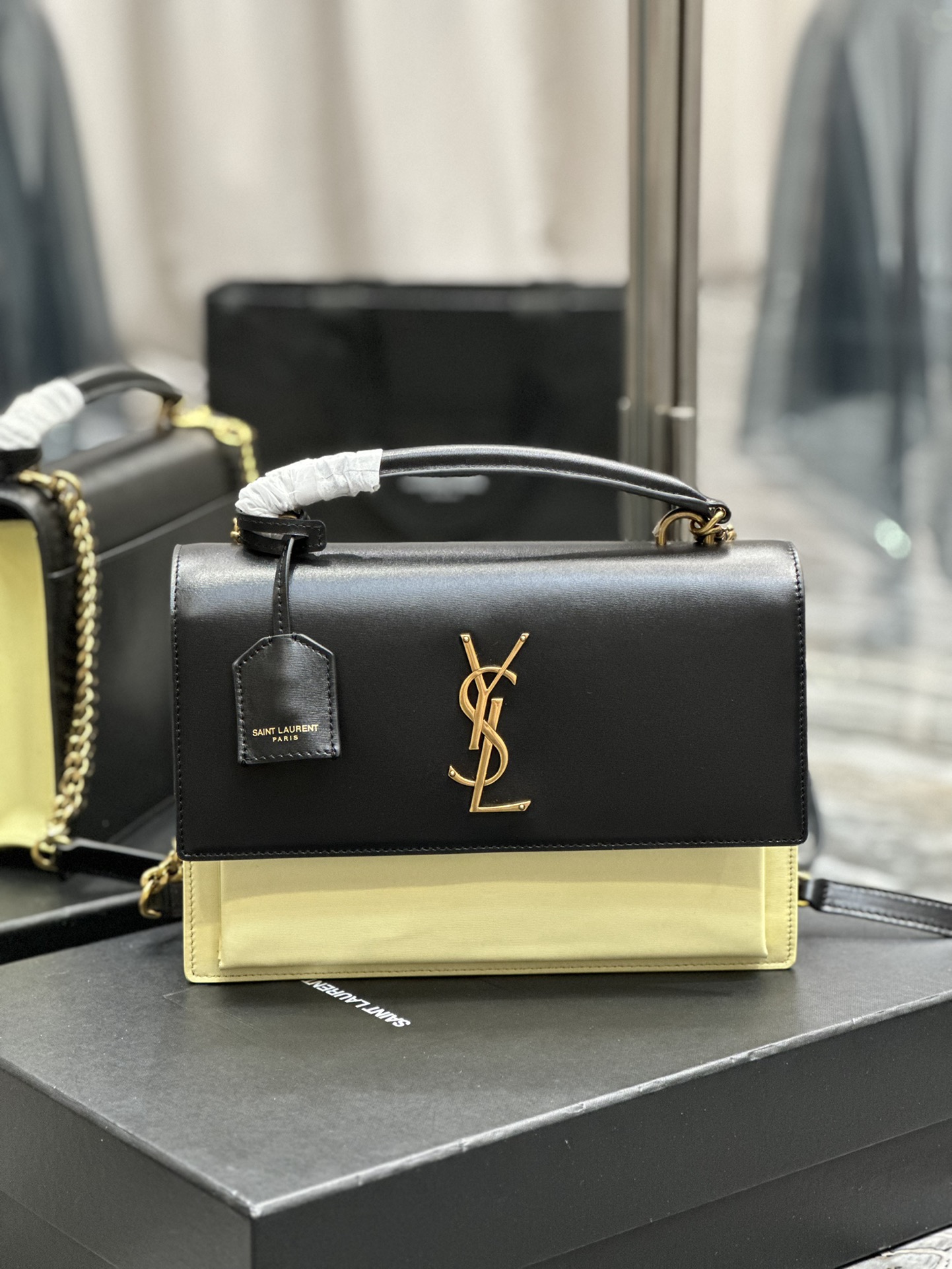 Handbags SAINT LAURENT 634723 size 25x18x5 cm - vstockx