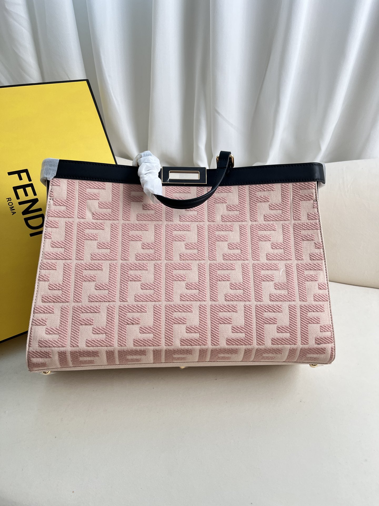 handbags FENDI 1819 size:40*12*29cm - vstockx