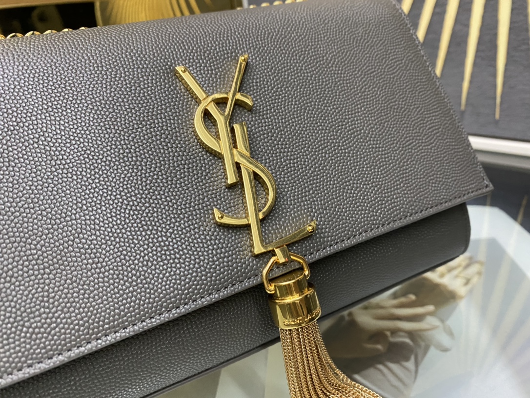 Handbags SAINT LAURENT 474366 size 20x12.5x5 cm - vstockx