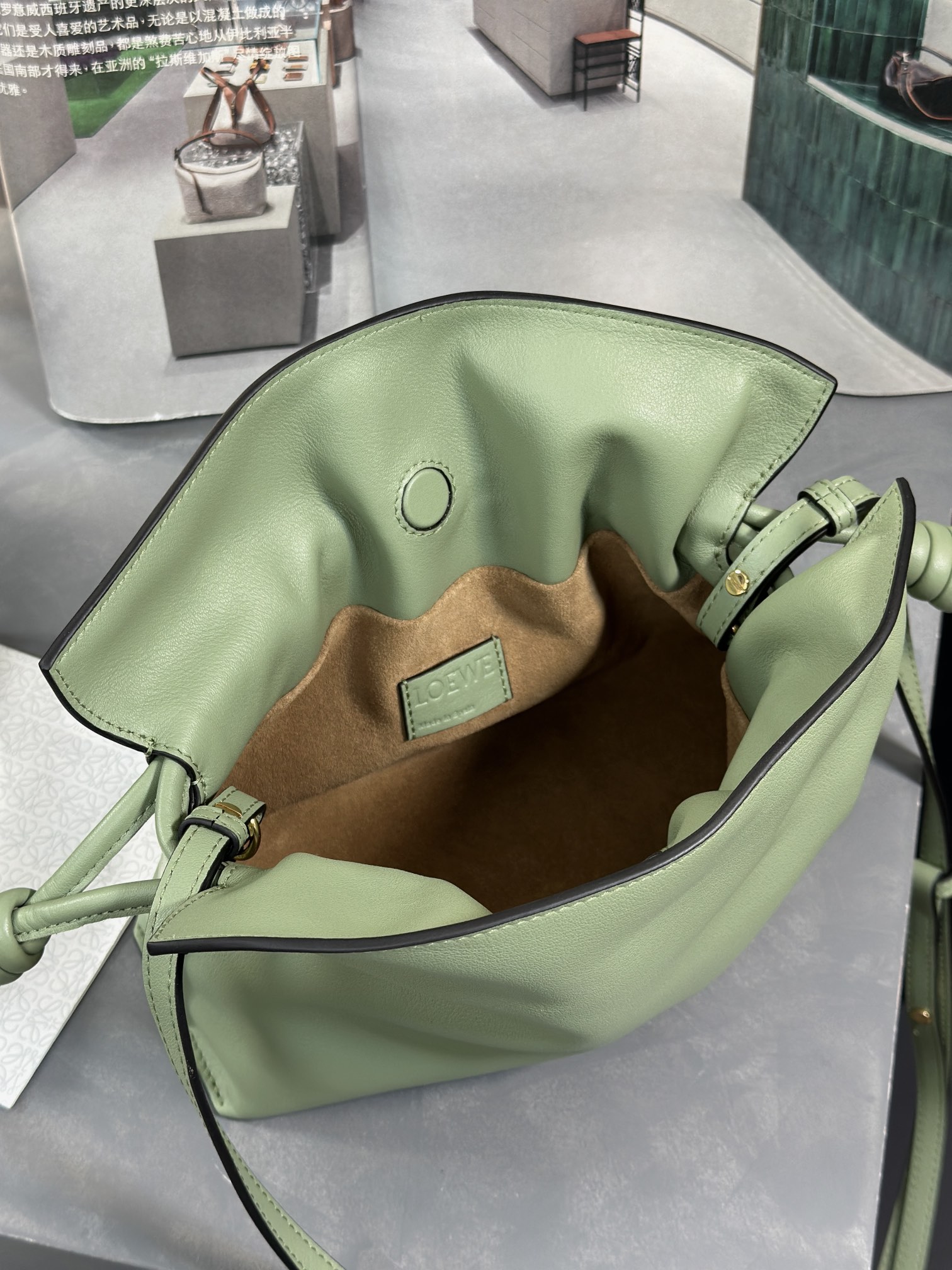 Handbags LOEWE mini flamenco clutch size:22.5-18-9 cm - vstockx