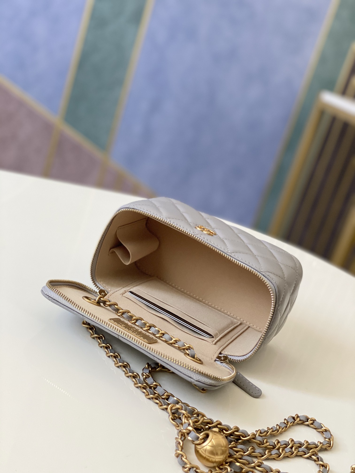 Handbag Chanel 81138 size 16 9.5 8 cm - vstockx