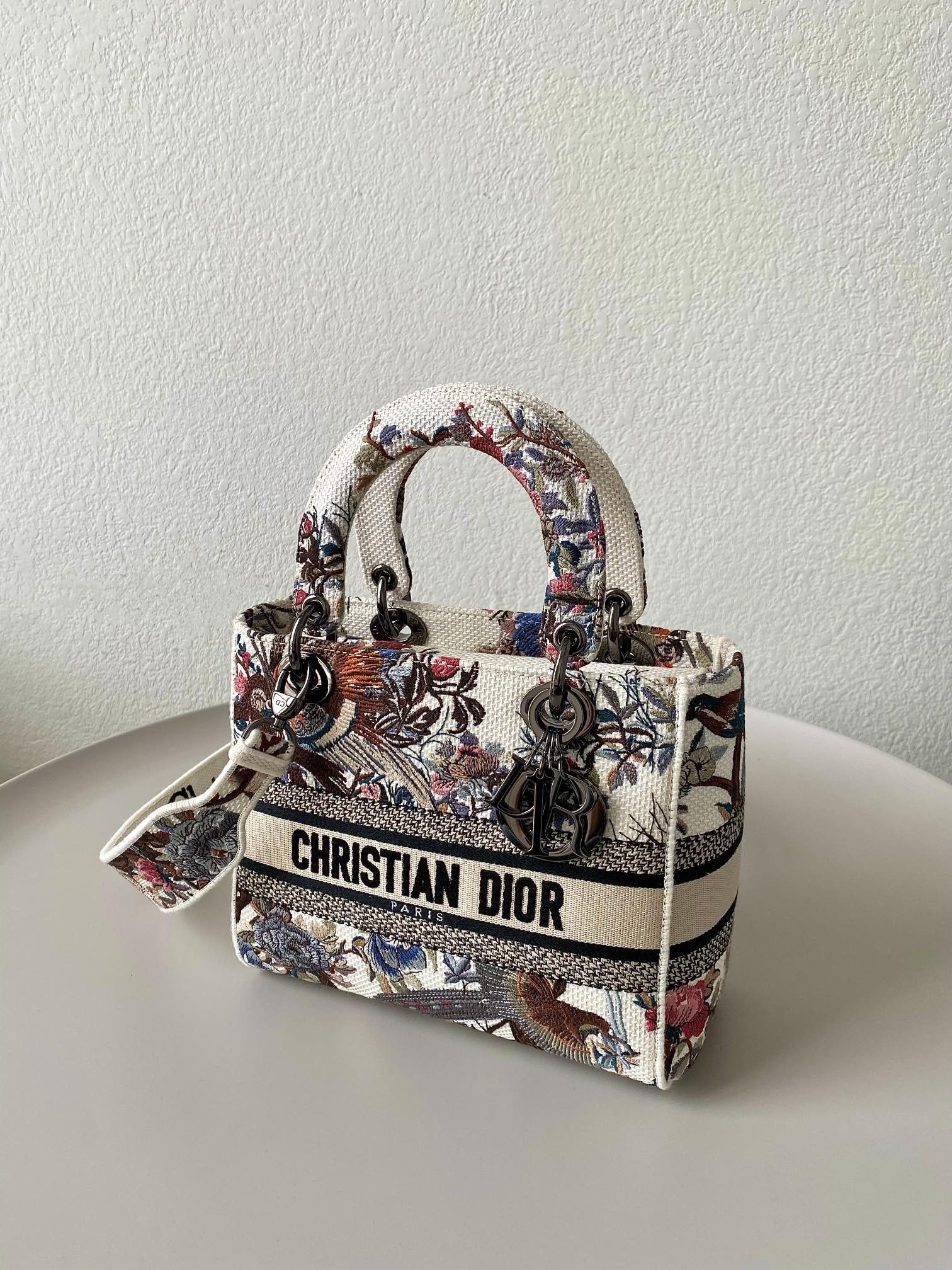 Handbags Lady Dior 6605 size  24*12*20 cm - vstockx
