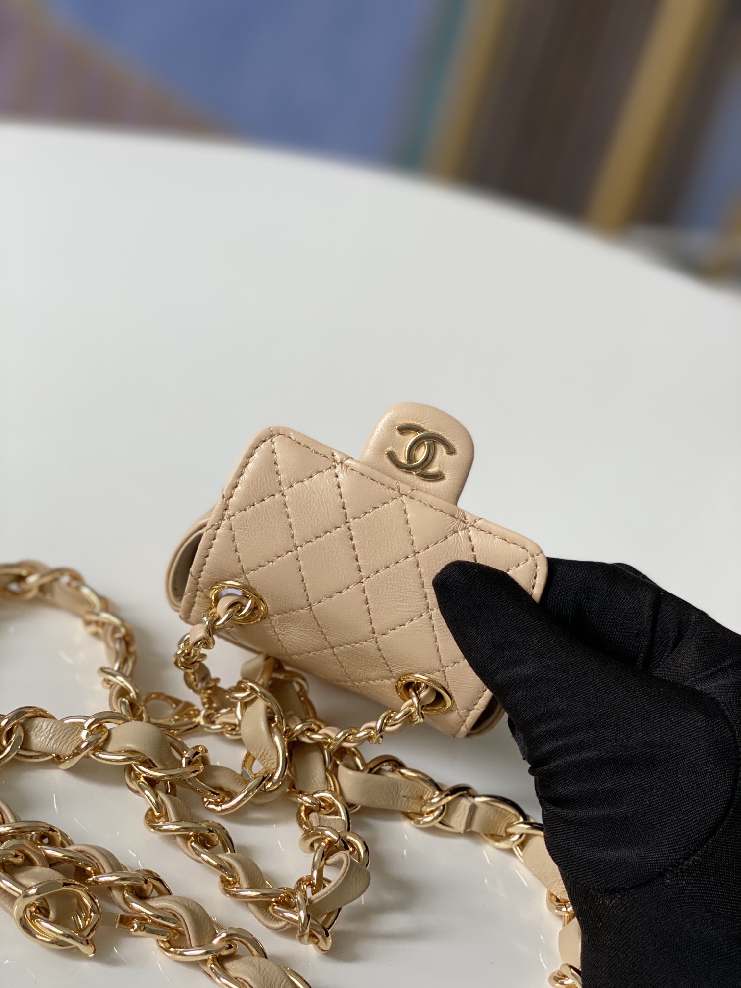 Handbag Chanel 2080 size 9.8.3 cm - vstockx