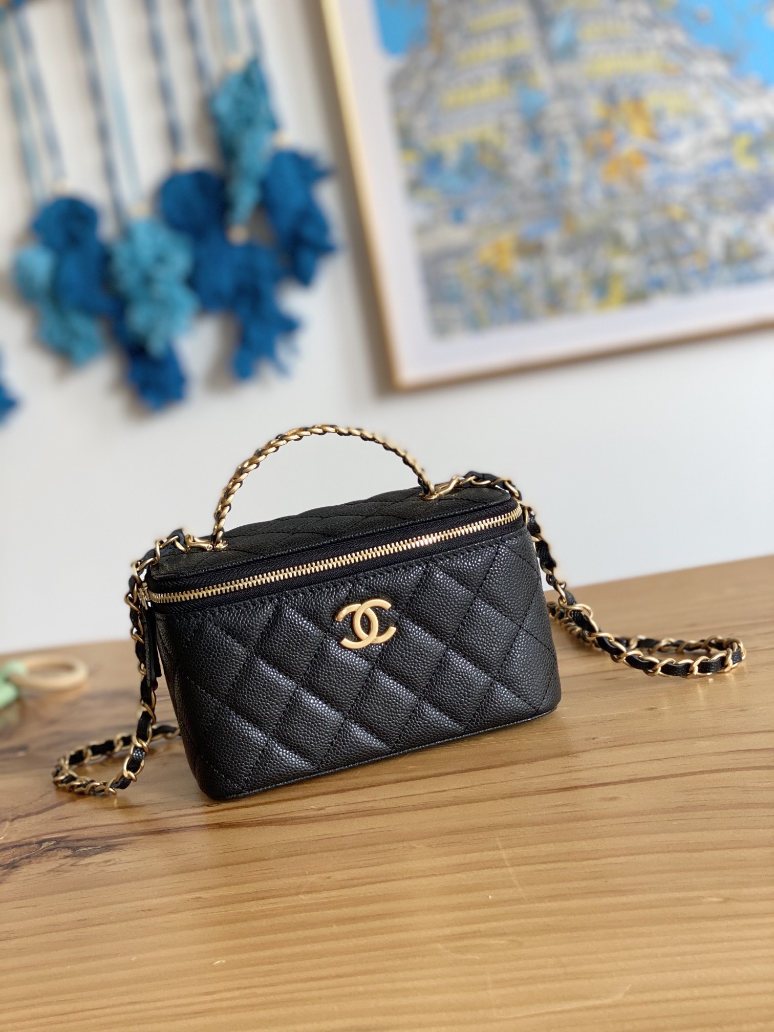 Handbag Chanel 81197 size 9.5  13  6 cm - vstockx