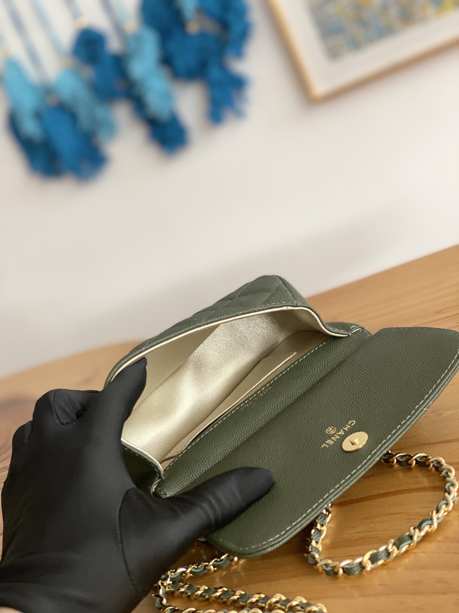 Handbag Chanel AP3008 size 12X17.5X5.5 cm - vstockx