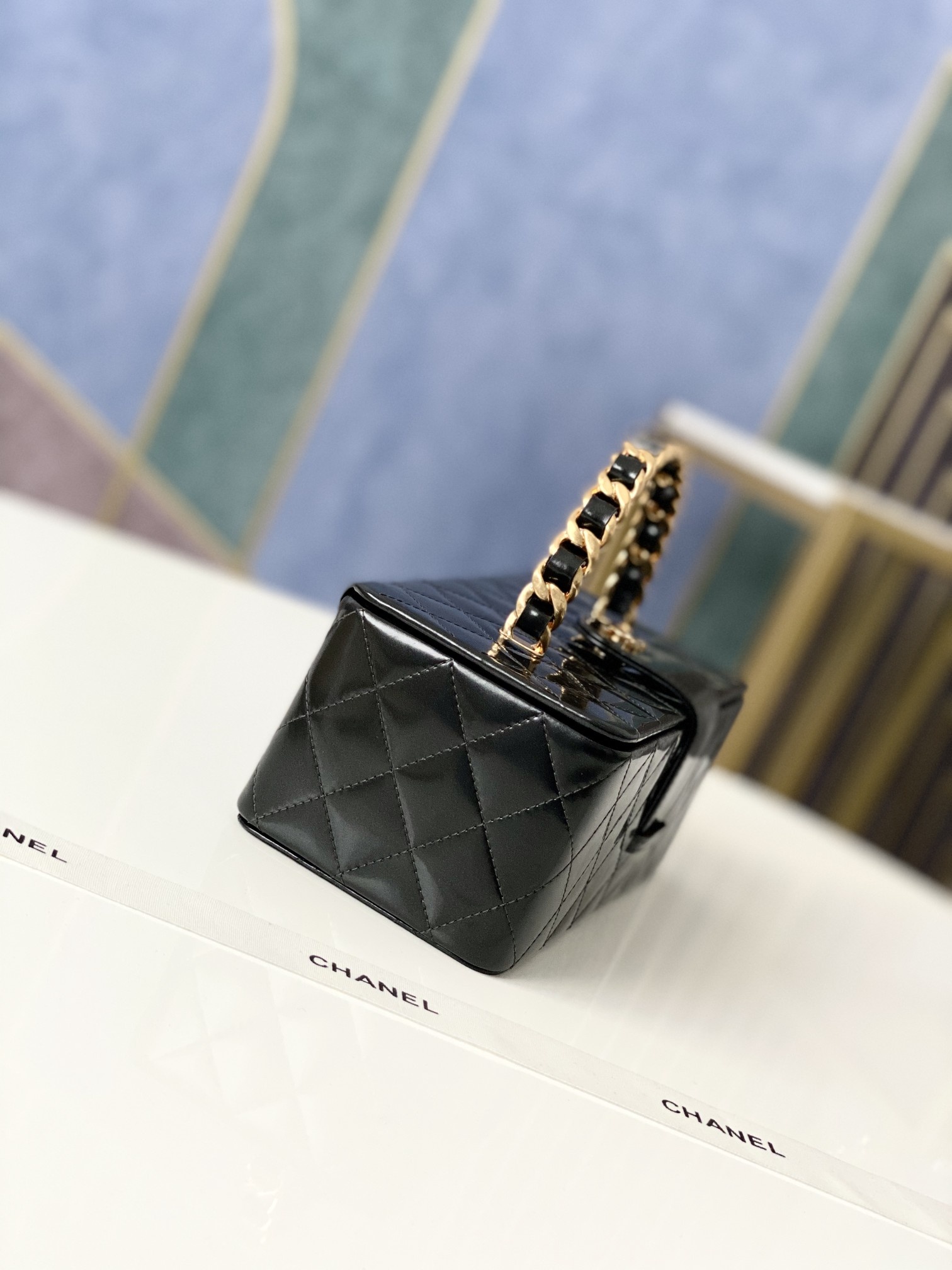 Handbag chanel 01919 size 22 10 8.5 cm - vstockx