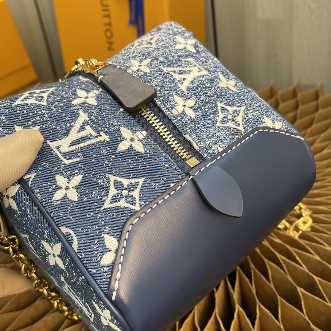 Handbag Louis Vuitton M59611 size 16.0x16.0x16.0 cm - vstockx