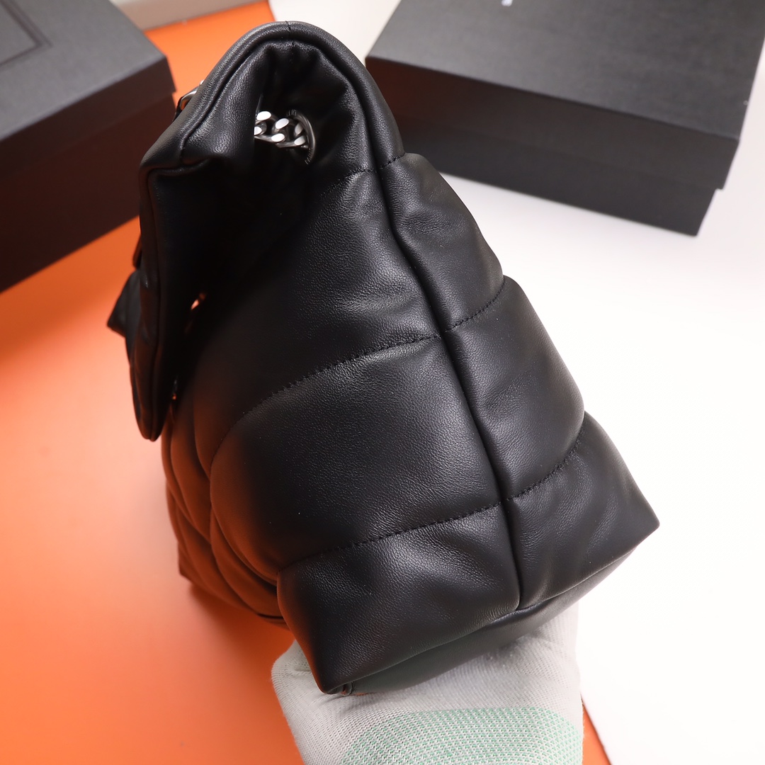 Handbags SAINT LAURENT 577475 size 35x23x13.5 cm - vstockx