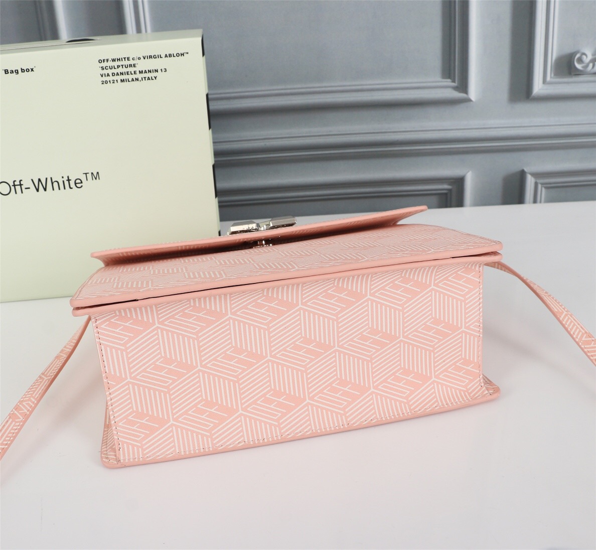 handbags OFF-White 520  6330870  size:25*18*11cm - vstockx