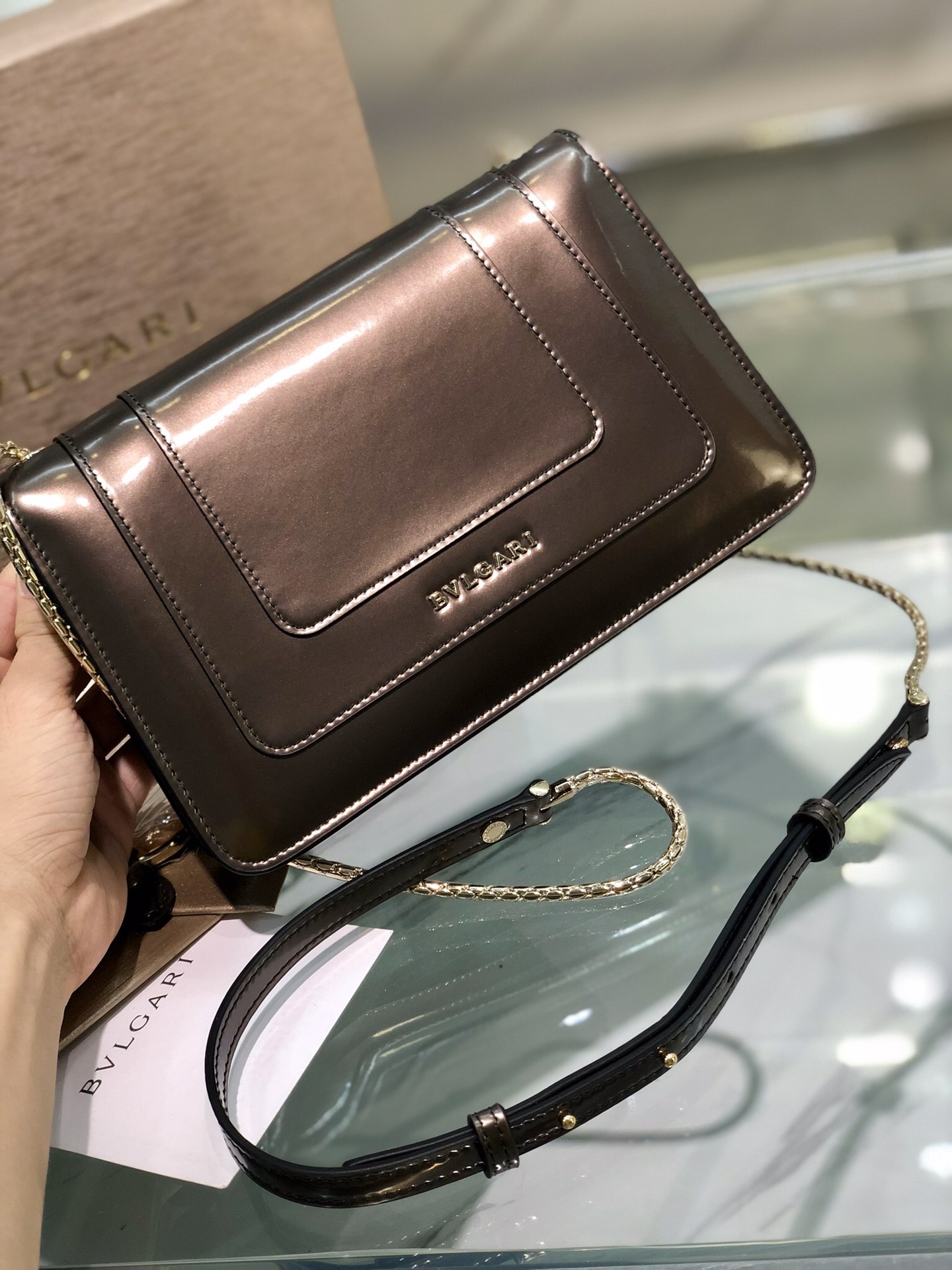 Handbags Bvlgari 38102 size:22*13*5 cm - vstockx