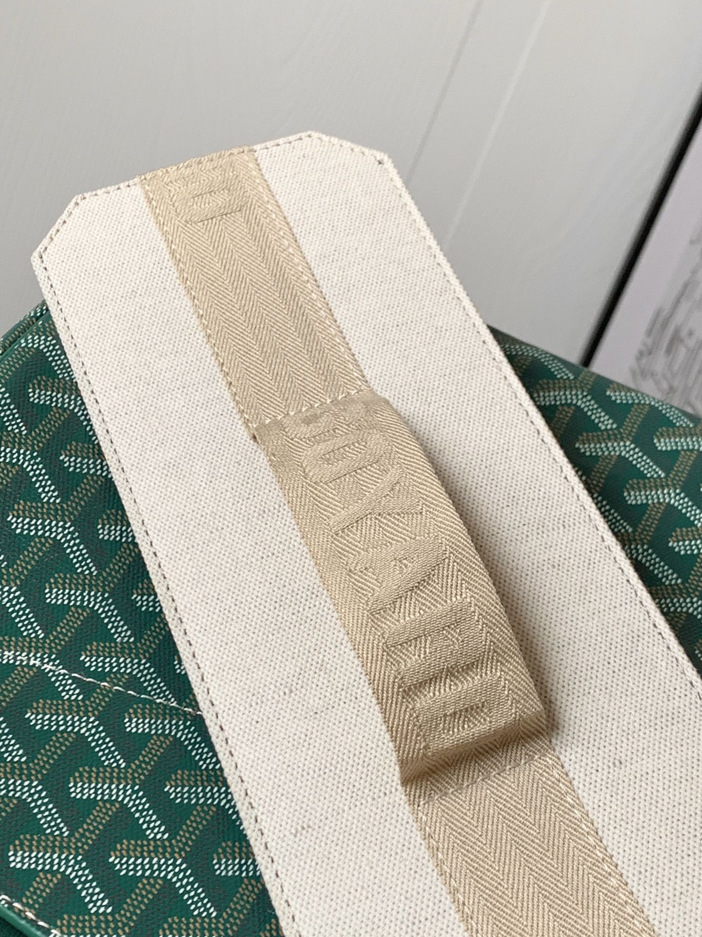 Handbags Goyard Rouette bag 6685 size:23*14*31 cm - vstockx