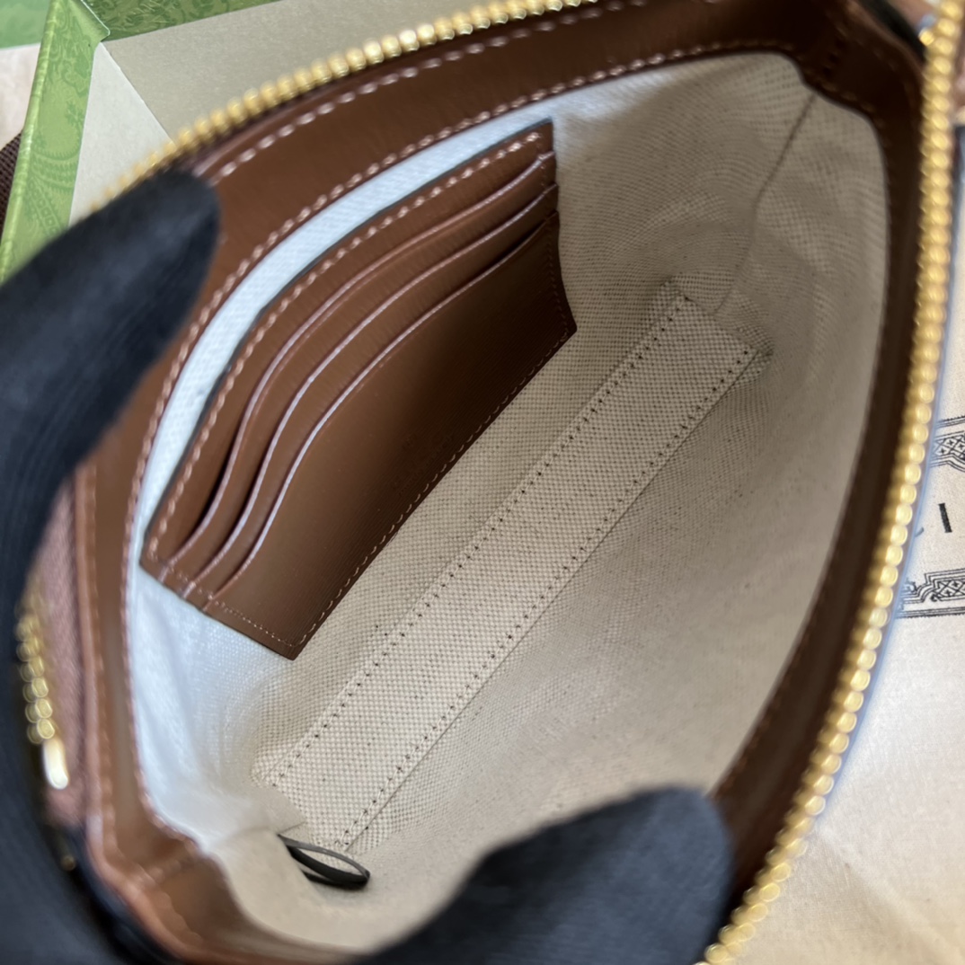 Handbag Gucci 723306 size 16*13.5*3.5 cm - vstockx