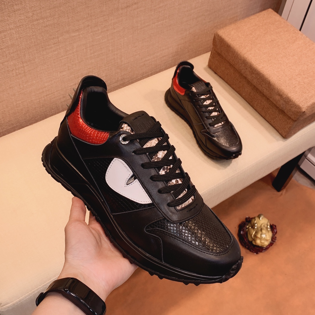 Fendi Low Top Sneakers 15 - vstockx