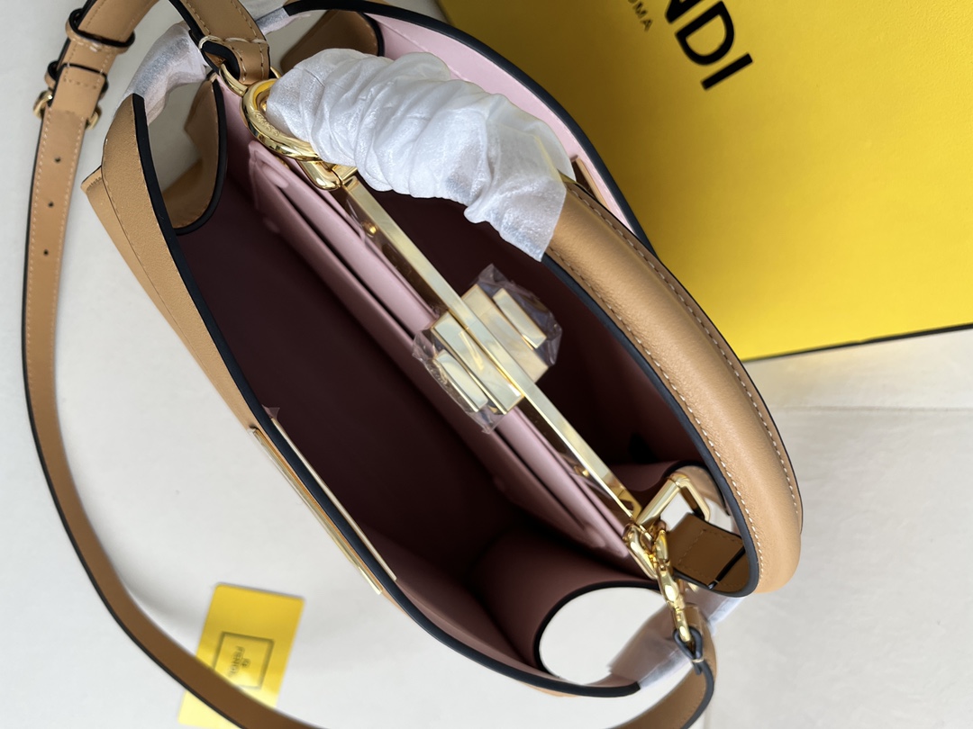 handbags FENDI 0230 size:25.5*33.5*13cm - vstockx
