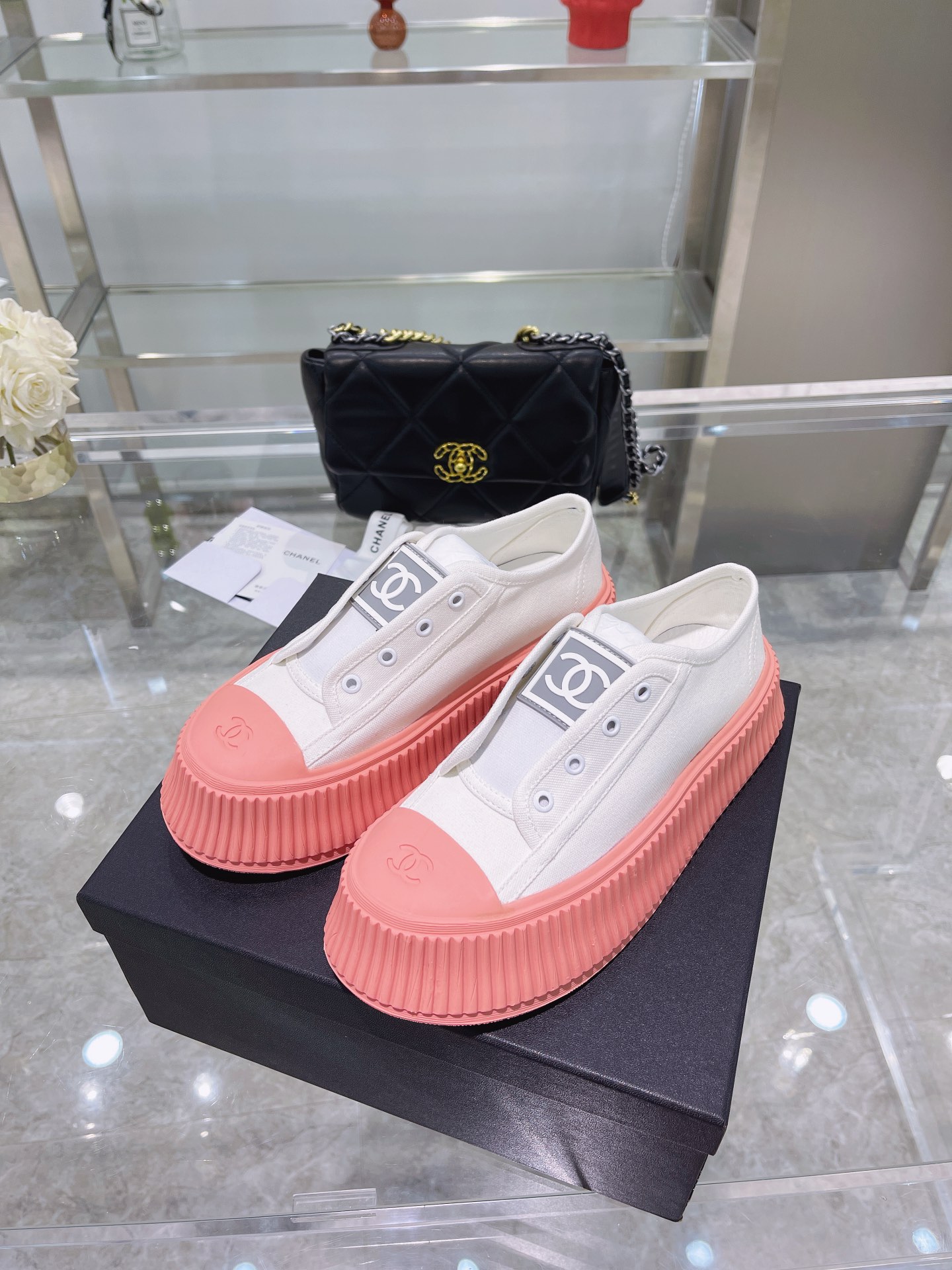Chanel Platform Sneaker 12 - vstockx