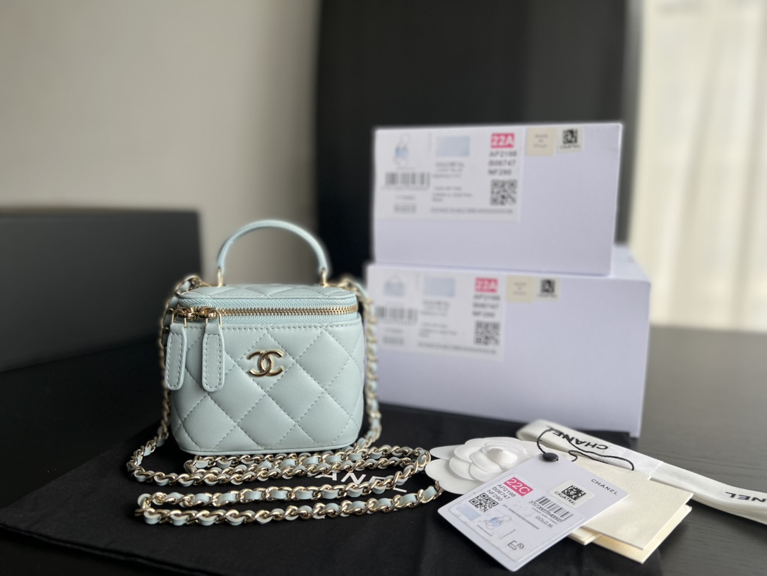 Handbag Chanel AP2198 size 11cmx8.5cmx7 cm - vstockx