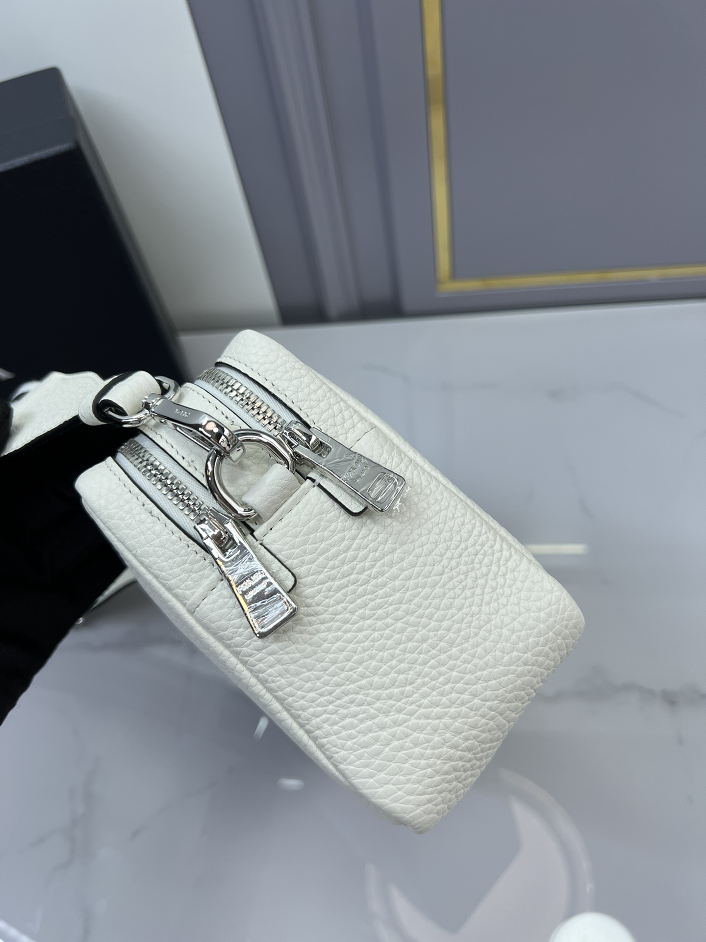 handbags prada 1BD082 22*14*8 - vstockx
