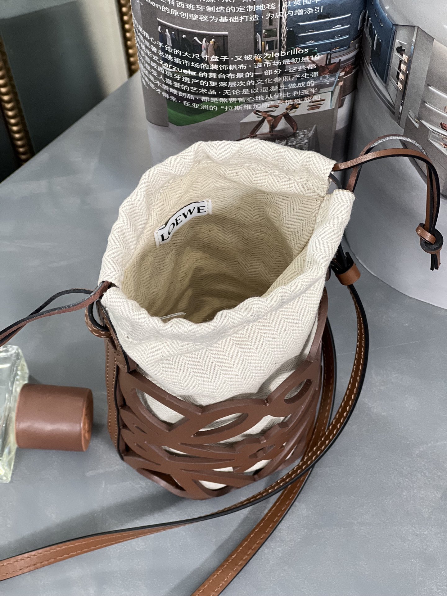 Handbags LOEWE  size:21-12-7 cm - vstockx