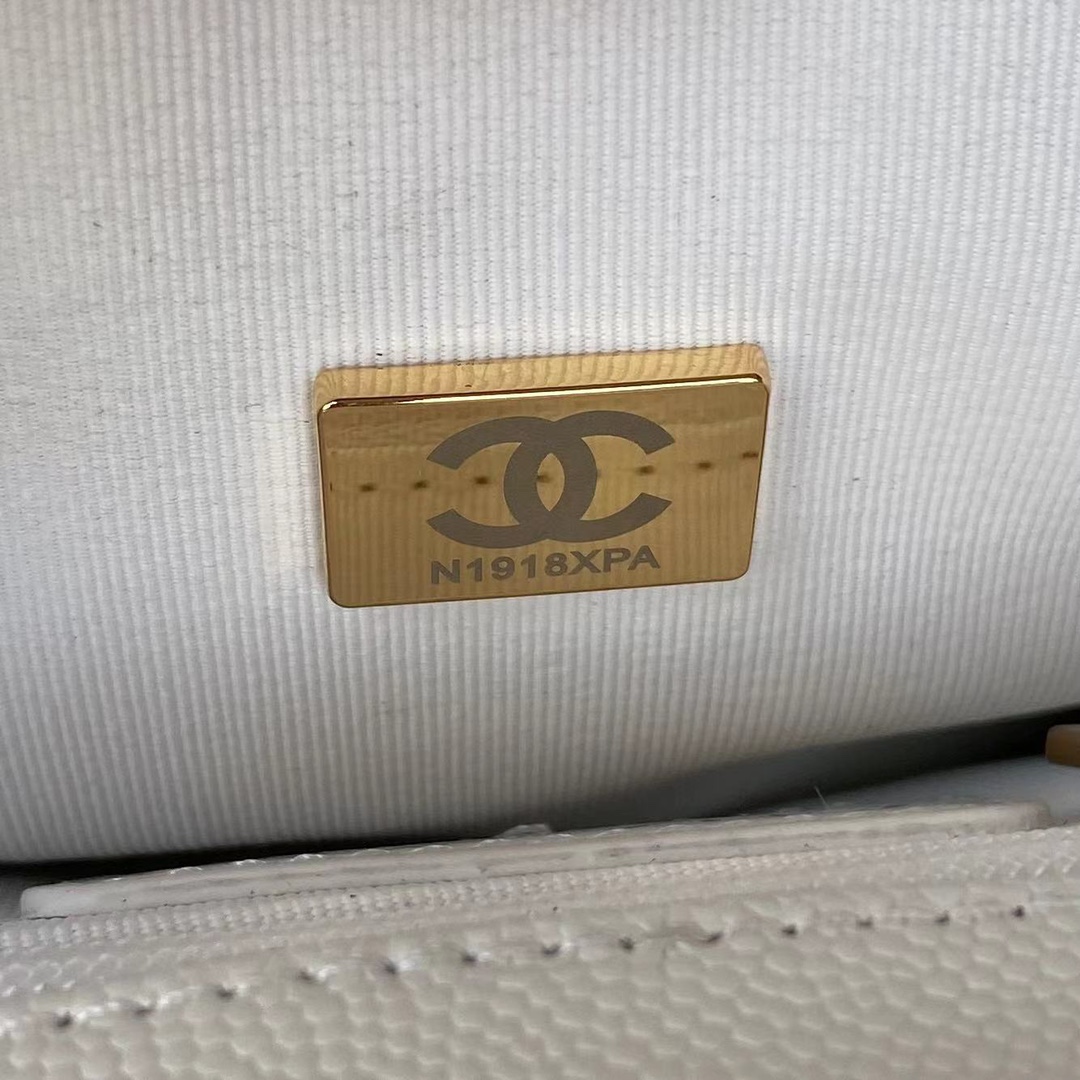 Handbag Chanel AS3652 size 17x20.5x6 cm - vstockx