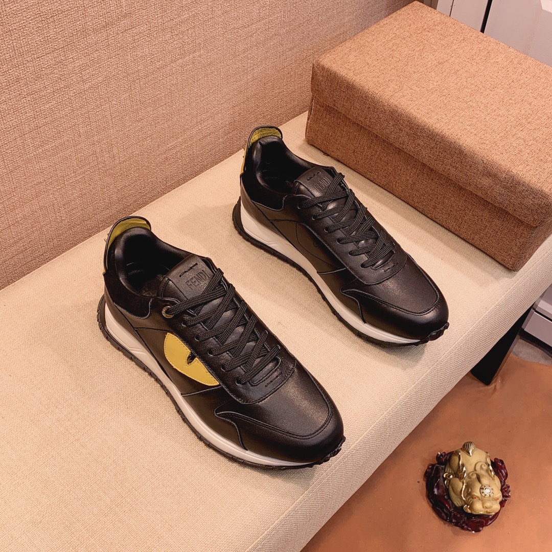 Fendi Low Top Sneakers 16 - vstockx